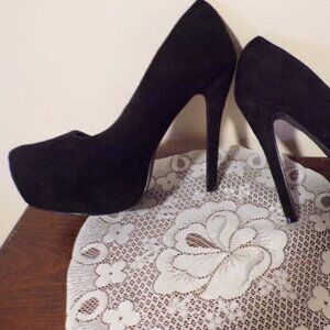Black Suede Heels size 7